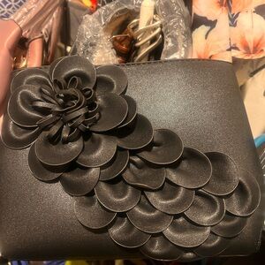 Elegant Gray Floral Clutch